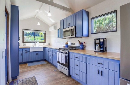Escondido Cottage | Casita in the Vineyard. Privacy & Beauty combine.