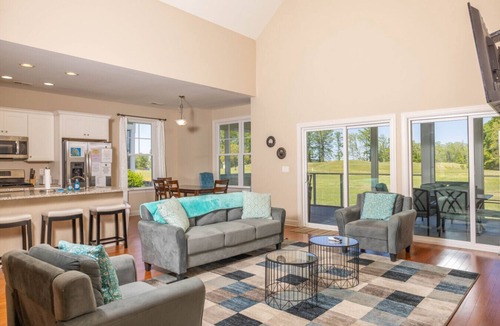 Avoca House | Chowan Villa 122: Stay & Play on Albemarle Sound
