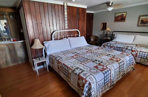 Cimarron Hotel | Cimarron Inn & RV Park