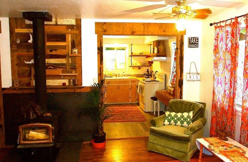 Larkspur House | Close In, Recreation, Parks and Dog Friendly