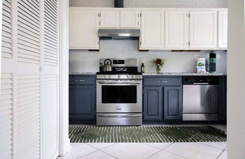 Montgomery House | 💛Cloverdale Park Home: Walk to Big Bad Breakfast