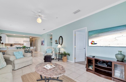 Orange Beach East Condo | Come Enjoy this luxury condo right on the beach of Gulf Shores!