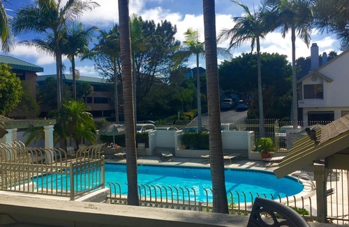 Solana Beach Condo | Completely Remodeled! Blocks to racetrack and beach, AC, wash/dryer & pool/spa