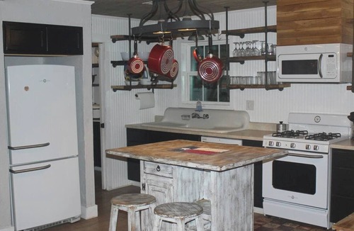 Boerne House | Cool Off in Your Own Piece of The Guadalupe!