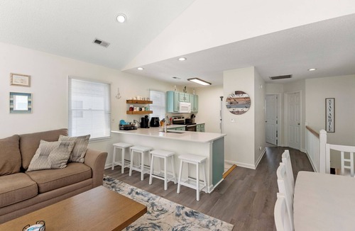 Corolla Light House | Corolla Premier: Short Walk to Beach | EV Charger