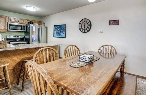 Wildernest Condo | Cozy Condo w/Balcony & Mtn View in Silverthorne!