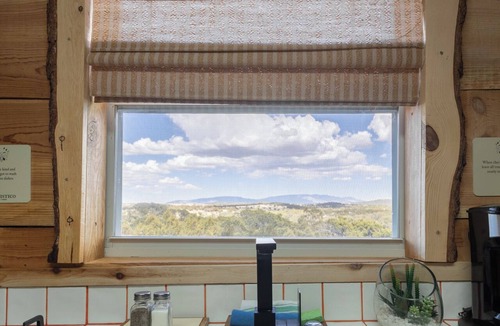 Nogal House | Crow’s Nest Treehouse at El Místico Ranch