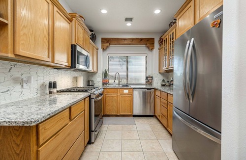 Las Cruces House | Desert Gem in Las Cruces w/Vigas & Southwest Flair