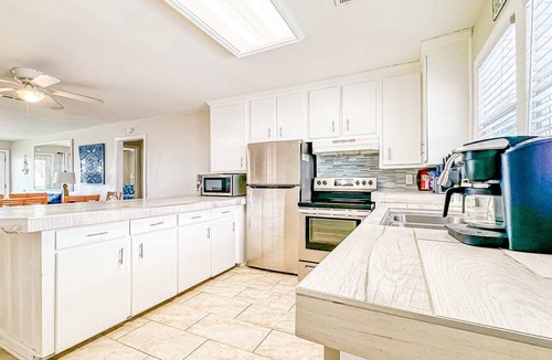 North Myrtle Beach House | DWs Oceanfront Beach House Huge Sun Deck