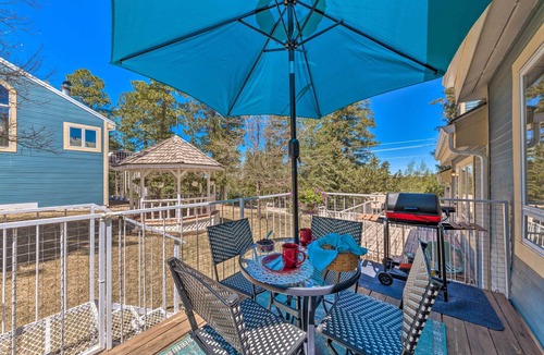 Cloudcroft Apartment | Eclectic Home w/Deck: 4 Miles to Ski Cloudcroft!