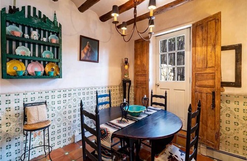 Tesuque House | El Nido Lane Tesuque, 1 Bedroom, Sleeps 2, Private Yard, WiFi, Washer/Dryer