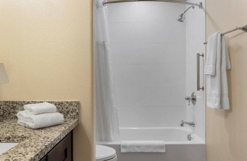 Pagosa Springs Resort | Enjoy the Crisp Mountain Air on the Pinon Lake w/Golf, hiking, skiing, riding and fishing