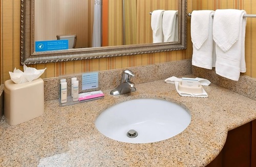 Westside Hotel | Everything You Need For The Perfect Vacation! Indoor Pool, Pets Are Welcome!