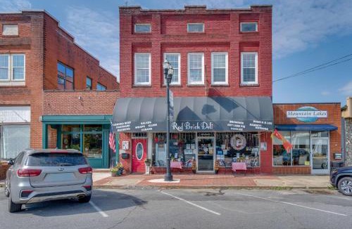Murphy House | Explore Historic Dtwn! Walkable Loft in Murphy