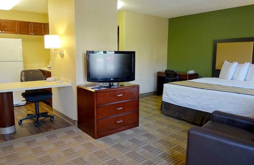 Indianapolis Hotel | Extended Stay America Suites Indianapolis Northwest I465