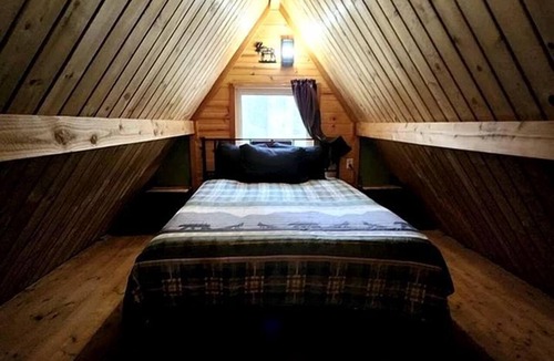 Bear Creek Cabin | Fantastic Cabin Next to Wonderful Hiking Trails in Seward, Alaska