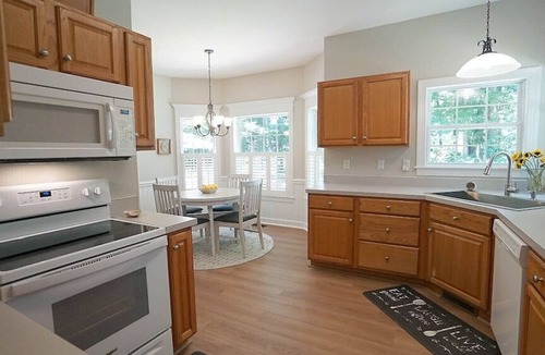 Wake Forest House | Fenced yard close to downtown Wake Forest and 20 min to Raleigh