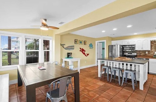 Mexico Beach House | Great Views -Pet Friendly -Great Rates for Late Summer and Fall Dates -Book Now!