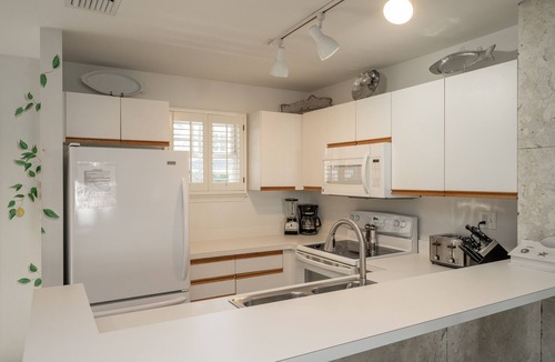 Bahama Village House | High Tide at The Truman Annex in Key West