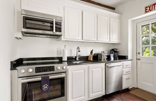 French Quarter House | Historic CHS! | The Kitchen House at 68 Broad