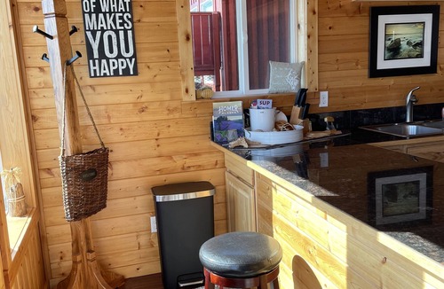 Homer Cabin | Homer Beachside cabins