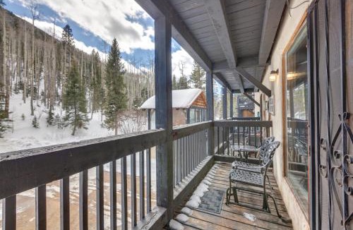 Taos Ski Valley House | Hot Tub Access: Studio 2 Mi to Taos Ski Resort