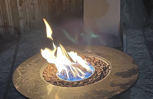 Big Bear City Cottage | Hot Tub! "Cottage Sleeps 6”