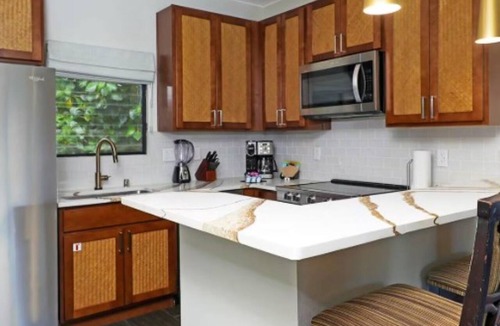 Kailua-Kona Resort | Ironman Race Week ~ Kona, Hawaii ~ 2BR/2BA Villa ~ Oct 4-11