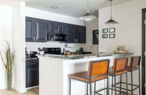 Lakeside Village Condo | Keystone Lake | MTN View | Pool-Hot Tub-Gym-Sauna