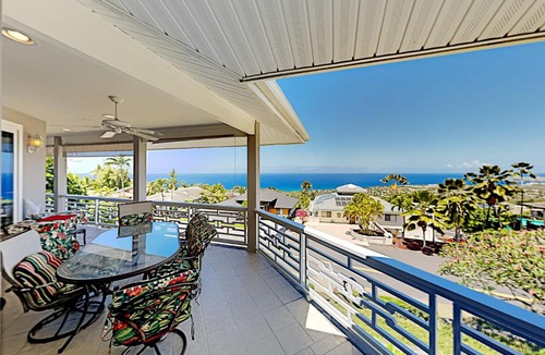 Kailua-Kona House | Kona Sunsets Vistas