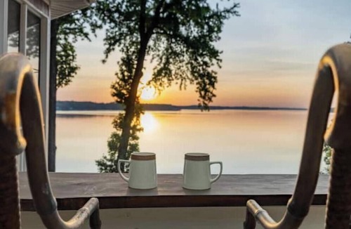 Littleton House | Lake Gaston's Million Dollar Baby! Epic Dock w/Bar, TV, Private Beach, Sleeps 14