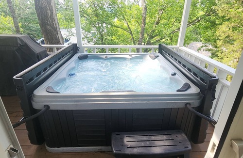 Lake of the Ozarks House | "Lakeview Lodge" at Tan Tar A with Hot Tub!