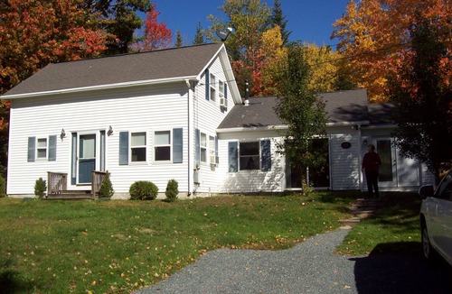 Bar Harbor Cottage | Light Oak Leaf Cottage