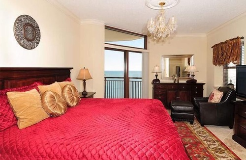 Windy Hill Hotel | Luxurious Oceanfront 5-Bedroom Condo with Sweeping Views and Modern Amenities