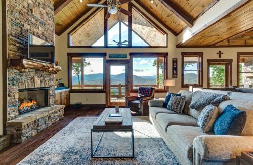 Epworth House | Luxury 3BR Mountain Cabin Hot Tub Game Room Outdoor Fireplace