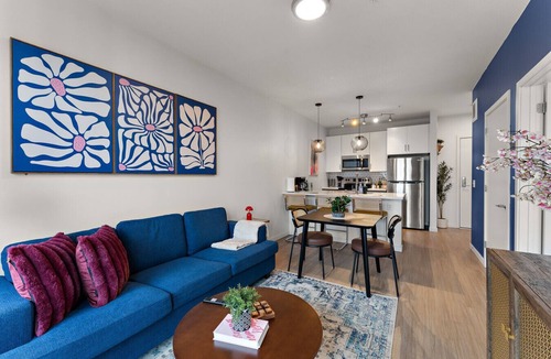 Downtown Minneapolis Apartment | Luxury Cozy 1BR w Gym near Downtown, Loring Park