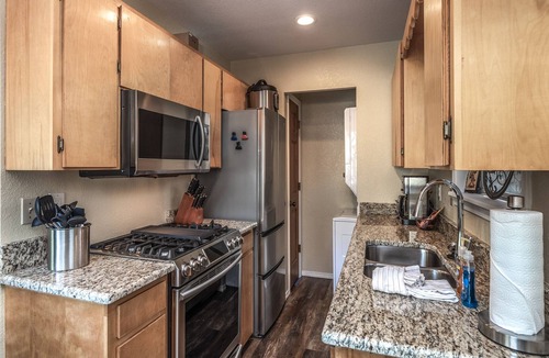 Ruidoso Cabin | Midtown Riverfront Complex | Hot Tubs, Fireplace!