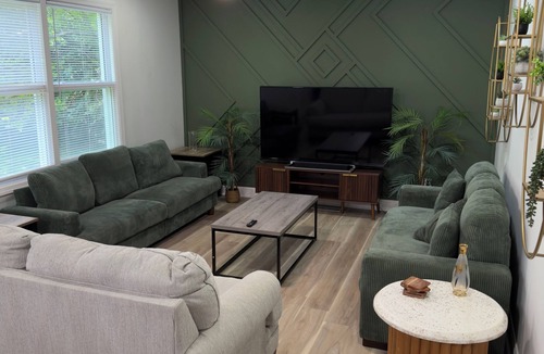Meredith Woods House | Modern 5BR w/Pool Table - Prime Raleigh