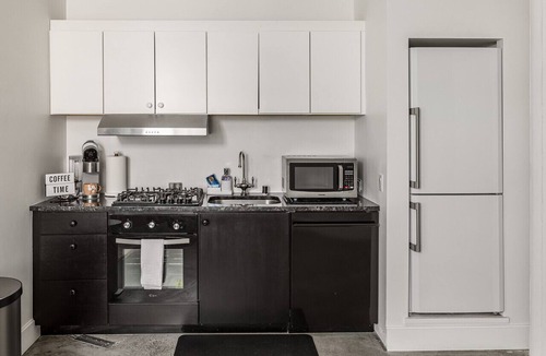 Downtown Anchorage Apartment | Modern downtown flat with views