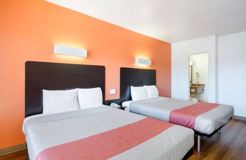 Santa Fe Hotel | Motel 6 Santa Fe, NM - Downtown