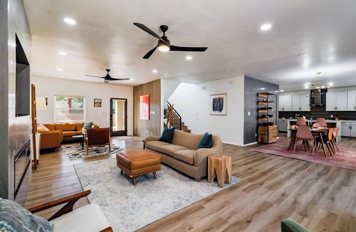 Southside House | New Luxury MCM Home Steps from Meow Wolf & Amazing Chef's Kitchen