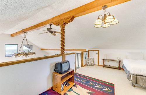 Eagle Nest House | New Mexico Cabin Hideaway w/Eagle Nest Lake Views