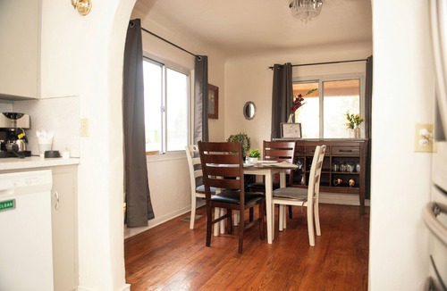 Nob Hill House | Nob Hill Spanish Casa w/Rooftop Deck near UNM & UNM Hospital