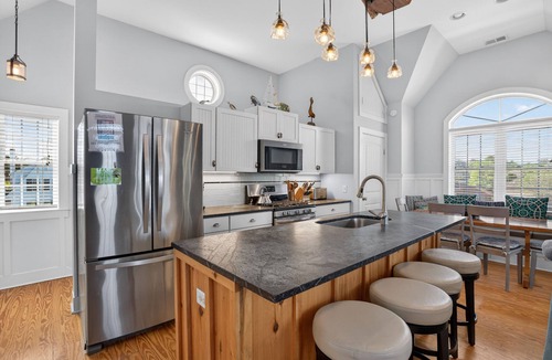The Pines House | Ocean Front North Rehoboth Beach Linens Included