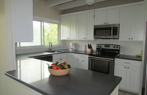 Bethany Beach House | Oceanblock, steps to best beach in Bethany