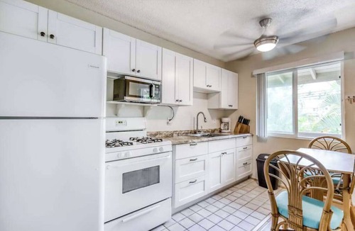 Kailua-Kona Condo | Oceanfront Resort Kona Condo with Lanai, Pool - Walk to Beach