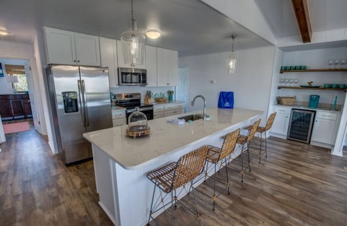 Sandbridge House | OceanView/pool/petsOK,beach100 ft,/upper deck, 5Bed2.5BA