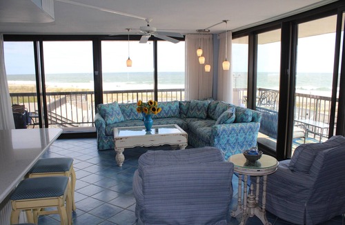 Bethany Beach Condo | Panoramic Oceanfront. Beautiful Five Star. The get-away for any season.