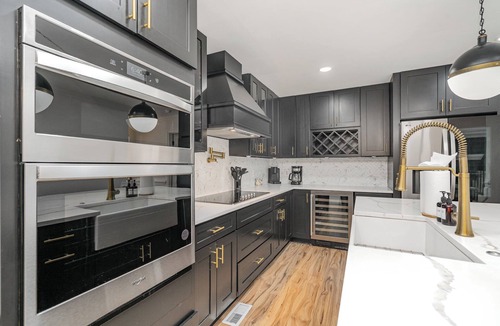 Mint Hill House | Peaceful Family Home: Game Room w/Bar, Fire pit, Grill, Playground, Bunkbed