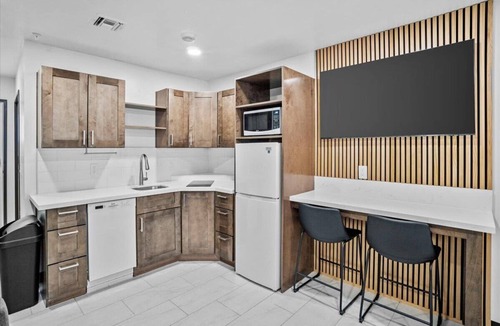 Safford Apartment | Peppertree Studios D2